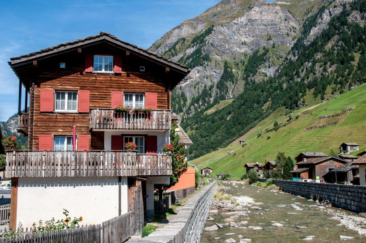 Gasthaus Edelweiss Vals Bagian luar foto